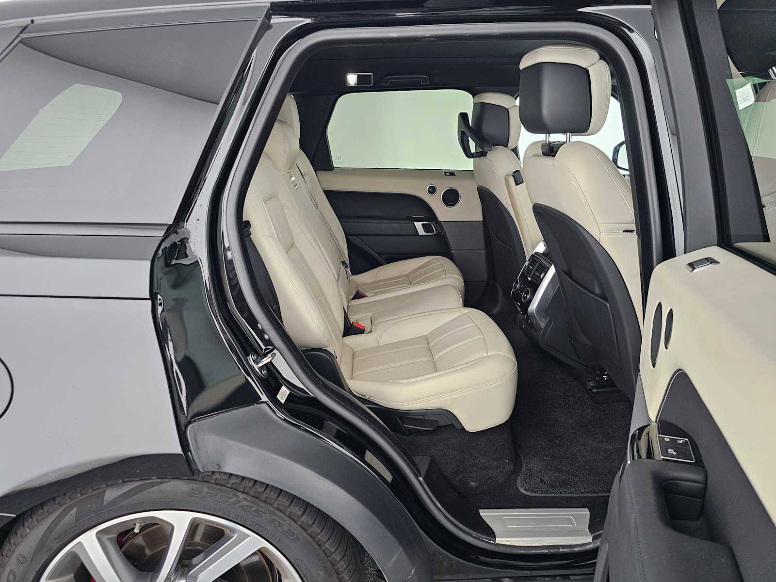 Used 2020 Land Rover Range Rover Sport Autobiography image 12