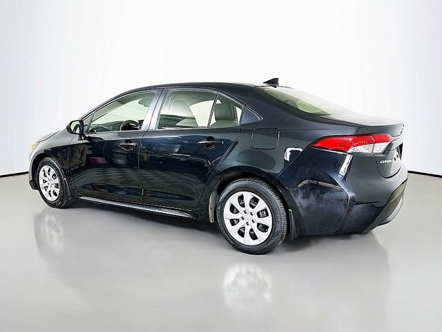 Used 2021 Toyota Corolla LE w/ Carpet Mat Package (TMS) FWD image 5