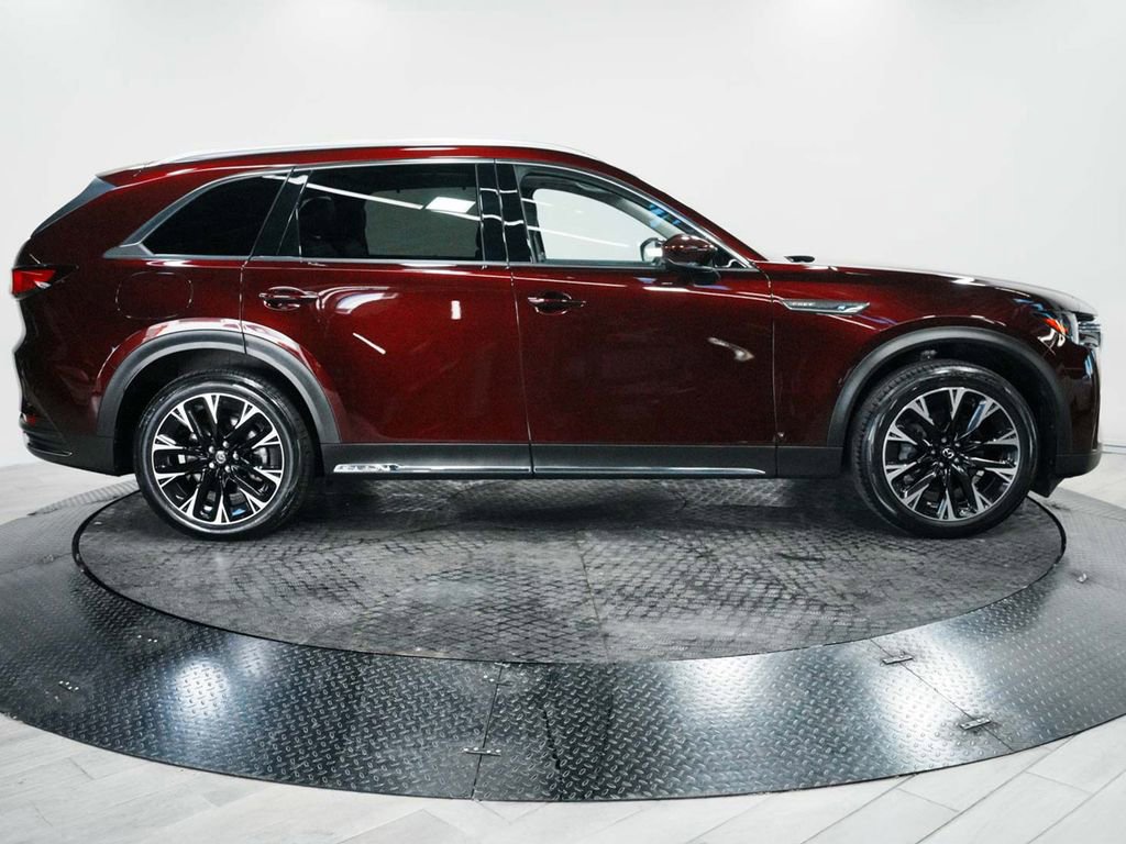 Used 2024 MAZDA CX-90 Plug-In Hybrid w/ Premium Pkg image 5