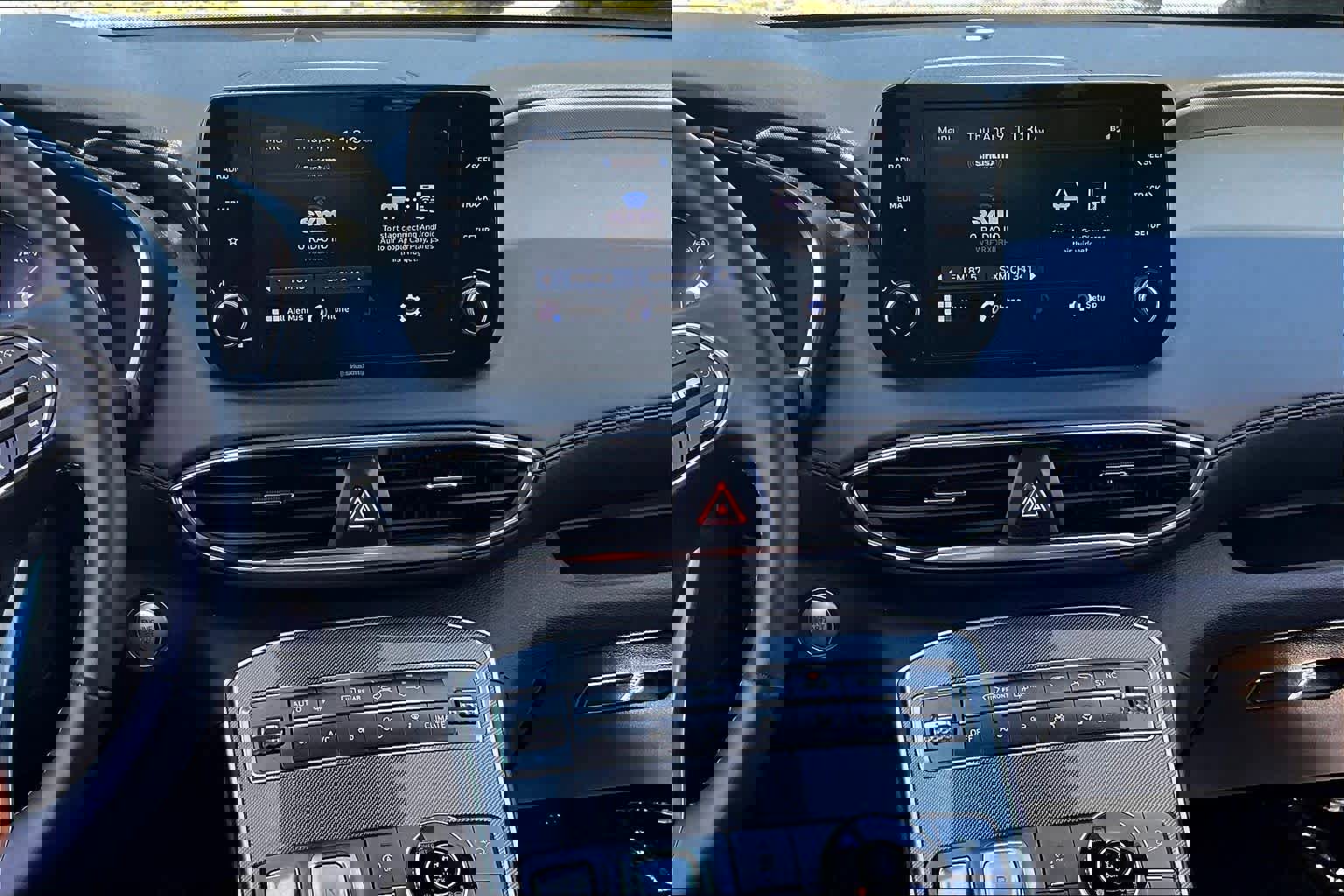 Used 2022 Hyundai Santa Fe XRT w/ Cargo Package image 7