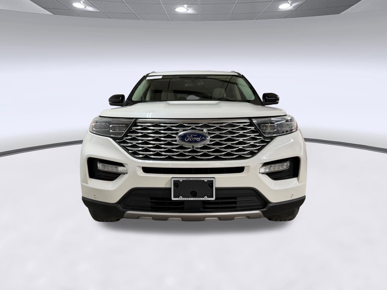 Used 2020 Ford Explorer Platinum w/ Premium Technology Package AWD/4WD image 6