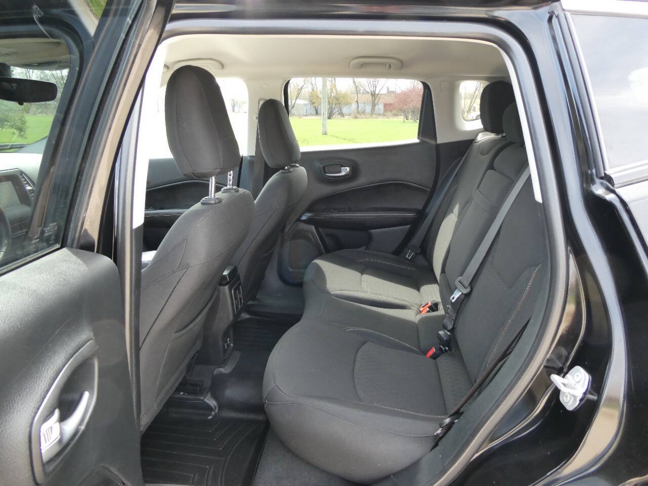Used 2019 Jeep Compass Sport AWD/4WD image 25