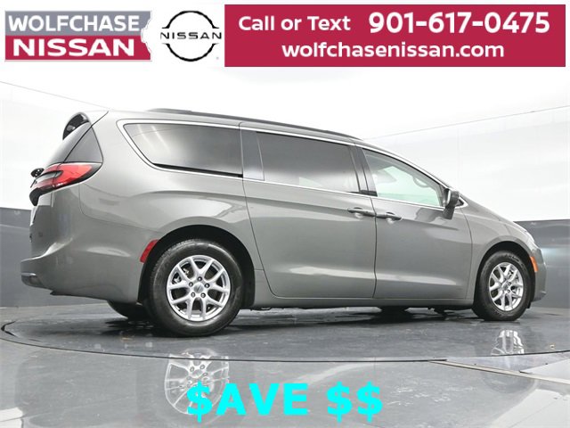 Used 2022 Chrysler Pacifica Touring-L image 24