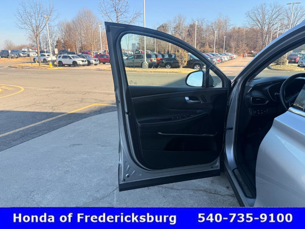 Used 2020 Hyundai Santa Fe Limited image 14