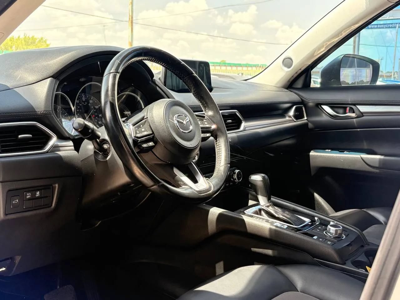 Used 2018 MAZDA CX-5 Touring w/ Preferred Equipment Package FWD image 20