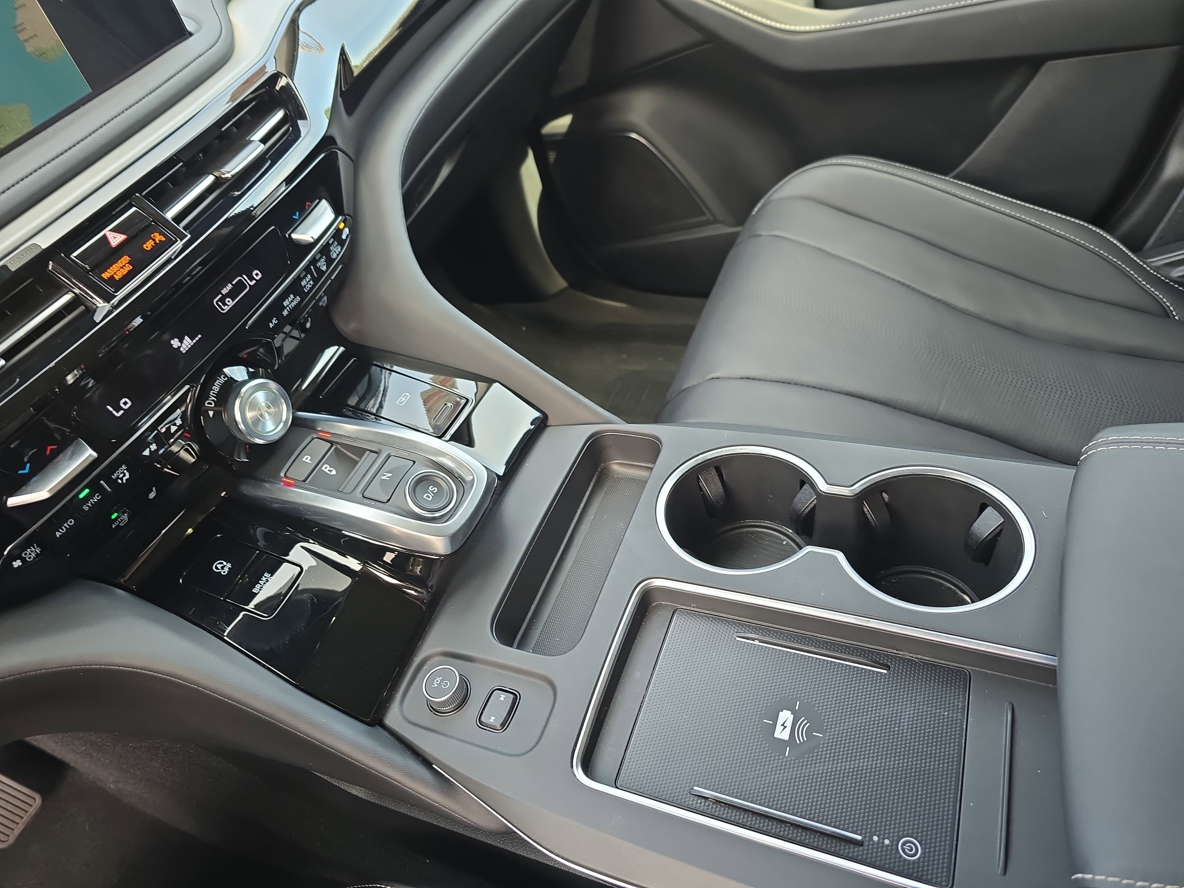 Certified 2025 Acura MDX FWD w/ Technology Package image 24