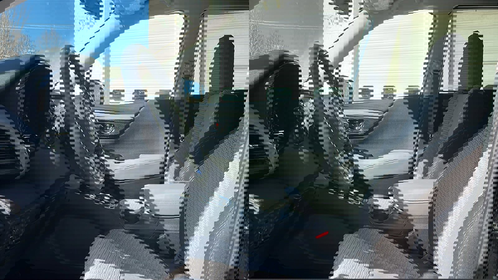 Used 2023 Subaru Outback Premium image 11