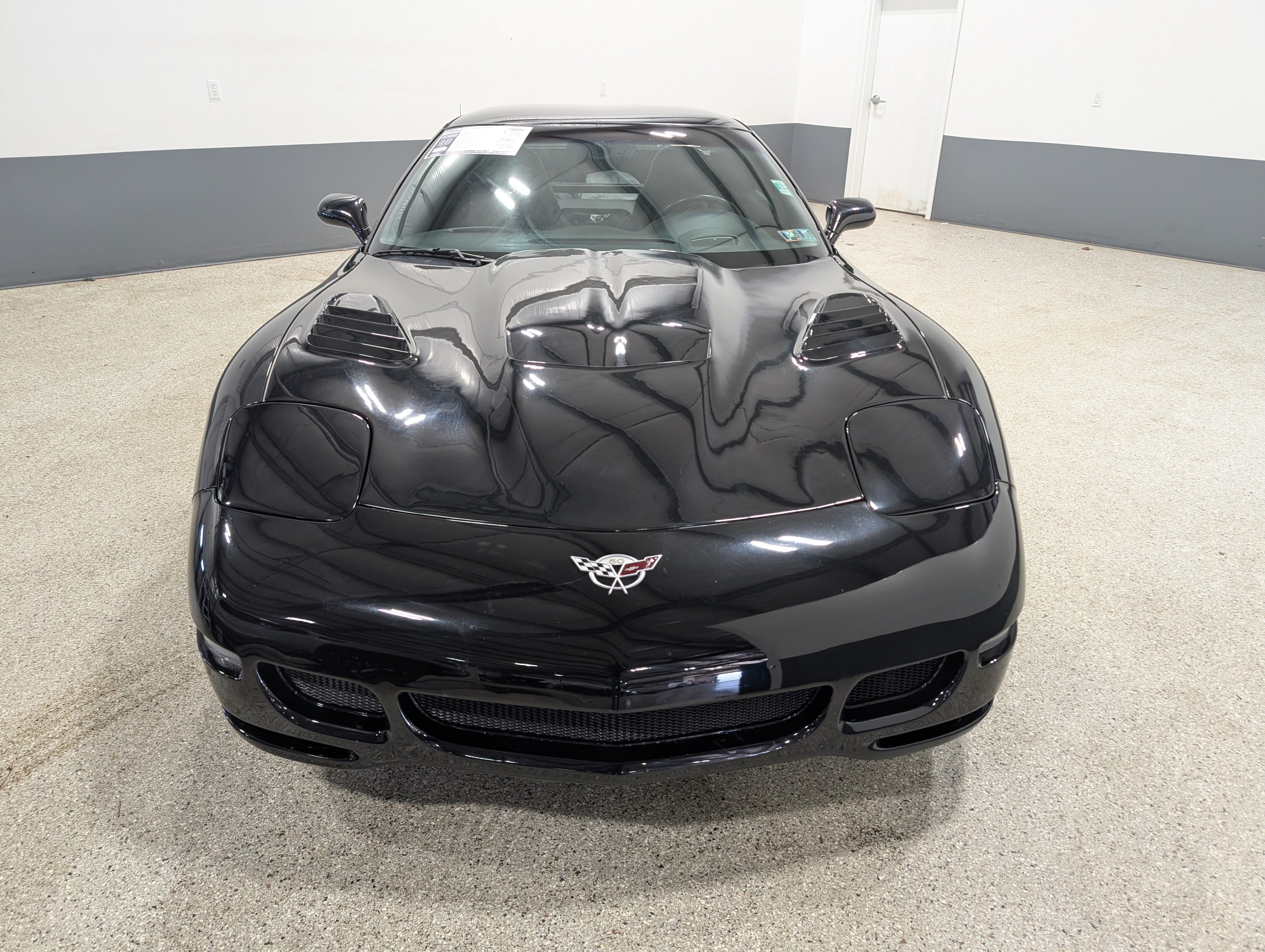 Used 2003 Chevrolet Corvette Z06 w/ Memory Package, 3 Drivers RWD image 8