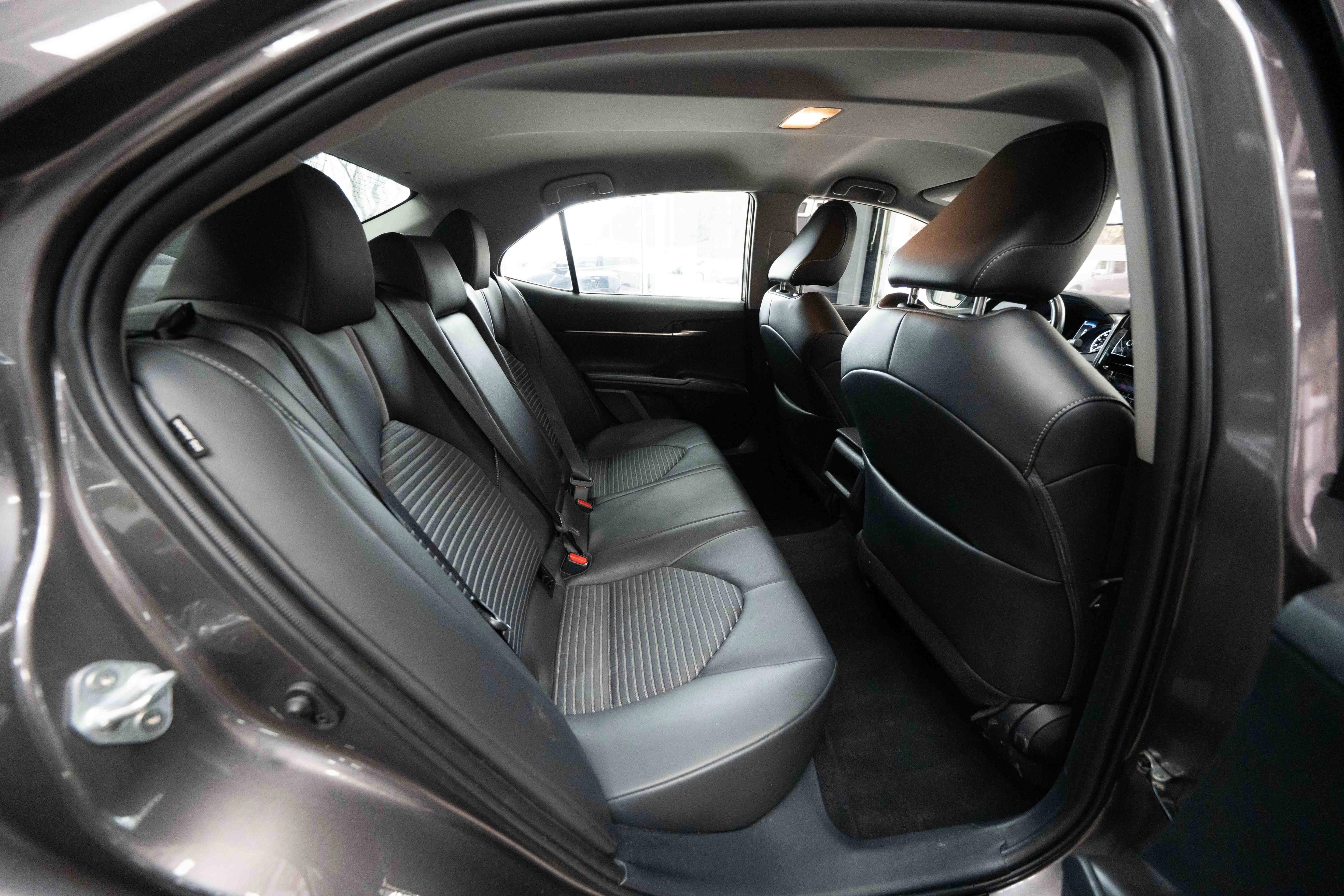 Used 2024 Toyota Camry SE image 24