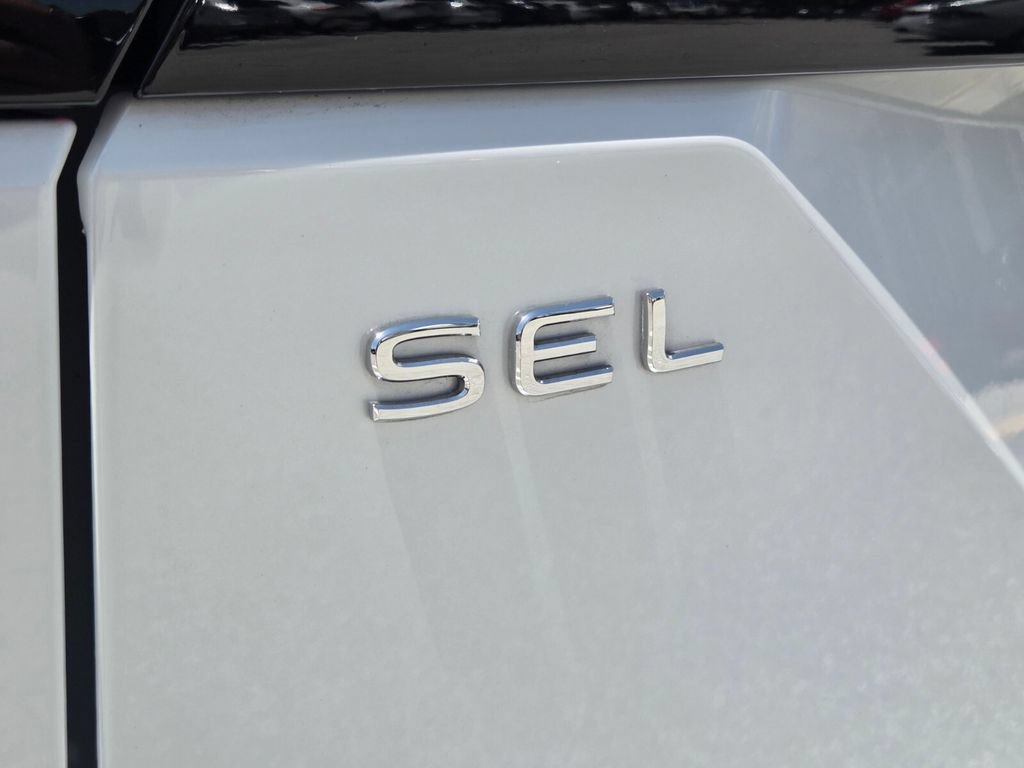 Used 2024 Volkswagen Atlas Peak Edition SEL AWD/4WD image 15