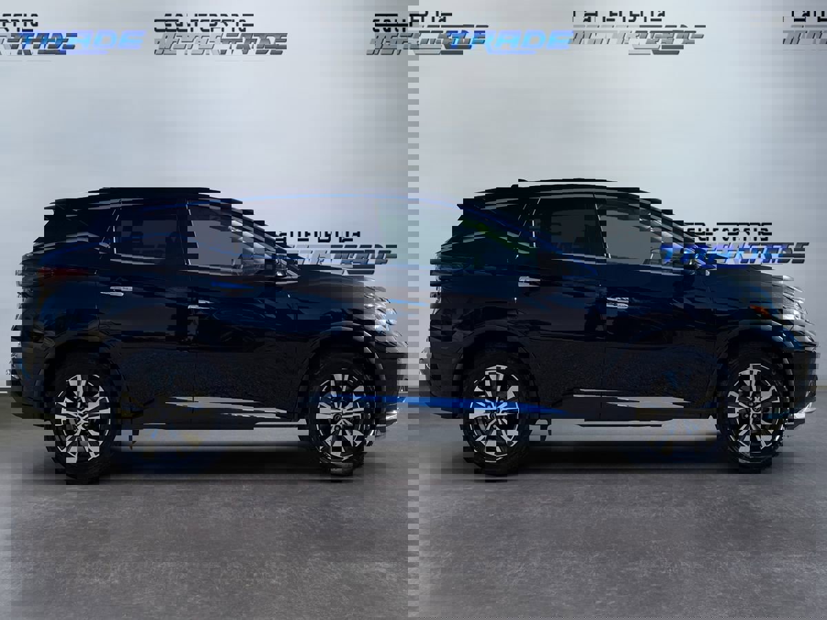 Used 2023 Nissan Murano S image 4