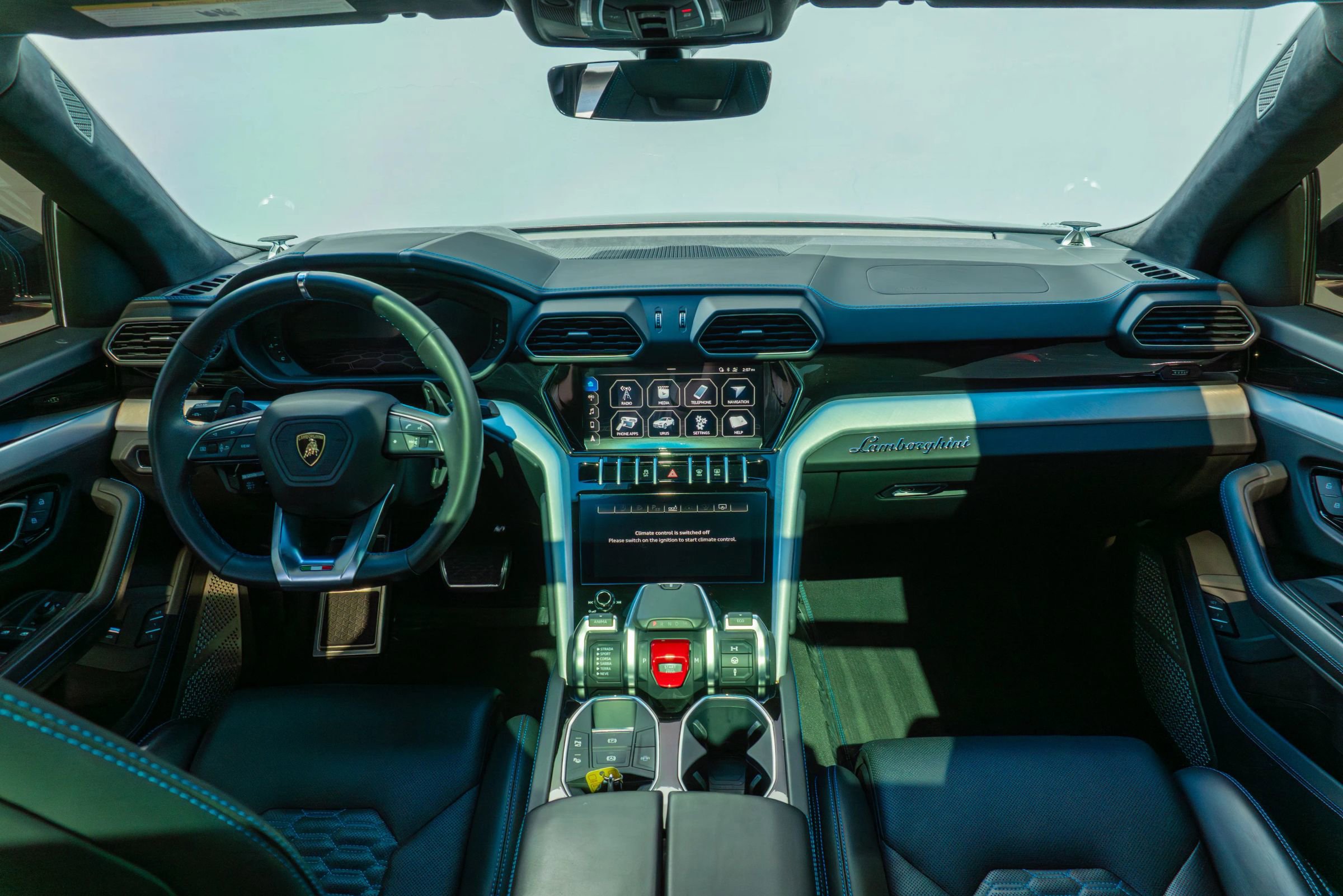 Used 2021 Lamborghini Urus image 15