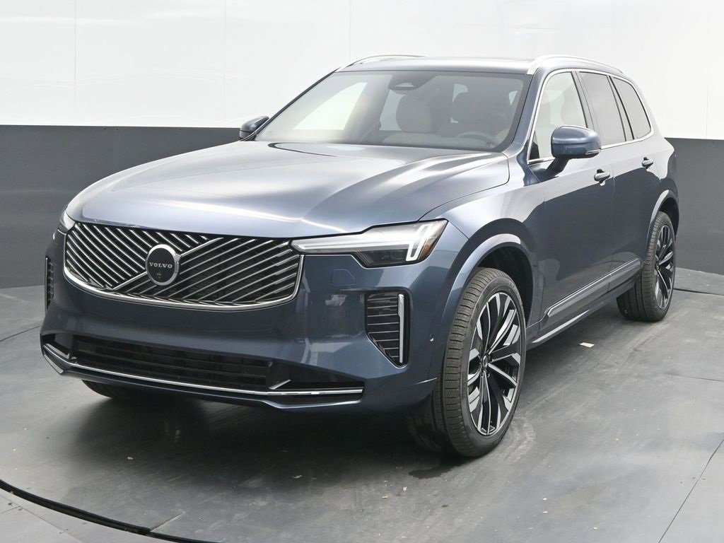 New 2026 Volvo XC90 B5 Plus image 3