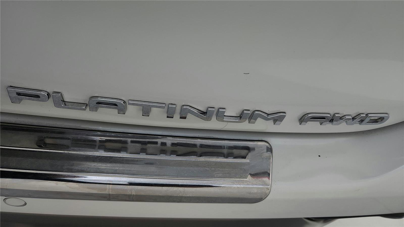 Used 2023 Toyota Highlander Platinum image 26