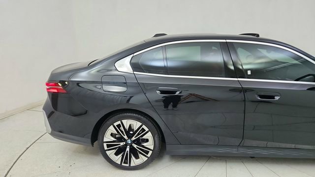 Used 2026 BMW 540i xDrive image 7