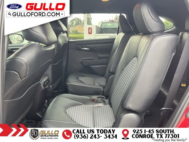 Used 2026 Toyota Highlander XSE AWD/4WD image 15