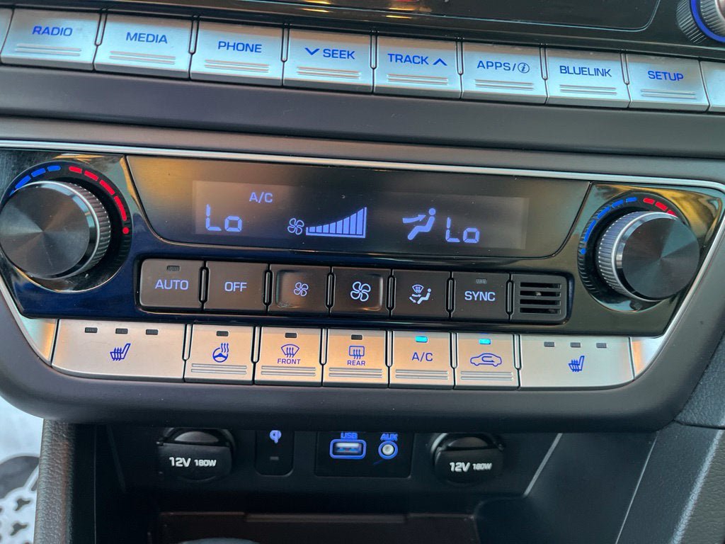Used 2019 Hyundai Sonata SEL w/ Tech Package 02 FWD image 24