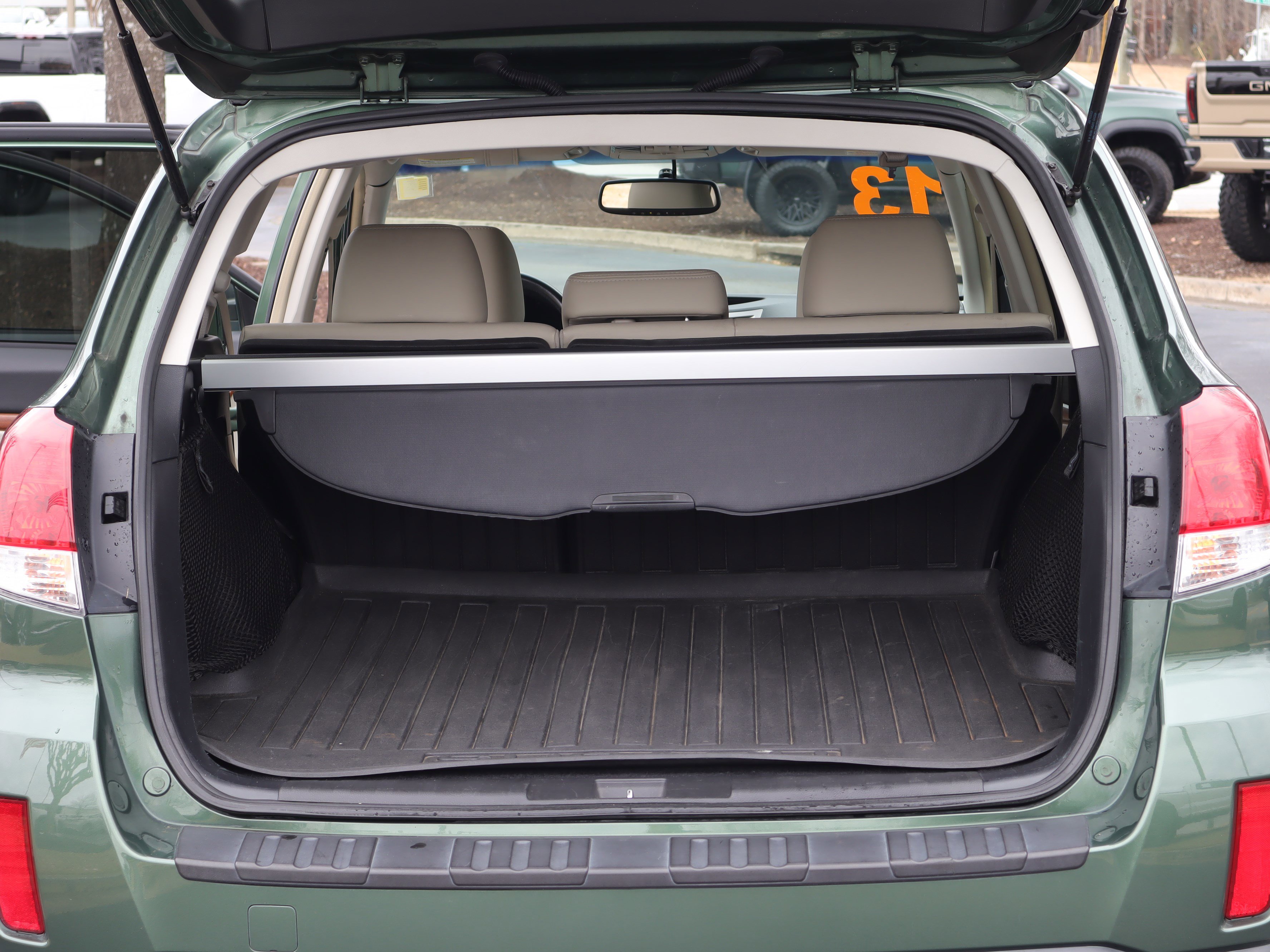 Used 2013 Subaru Outback 2.5i Limited image 32