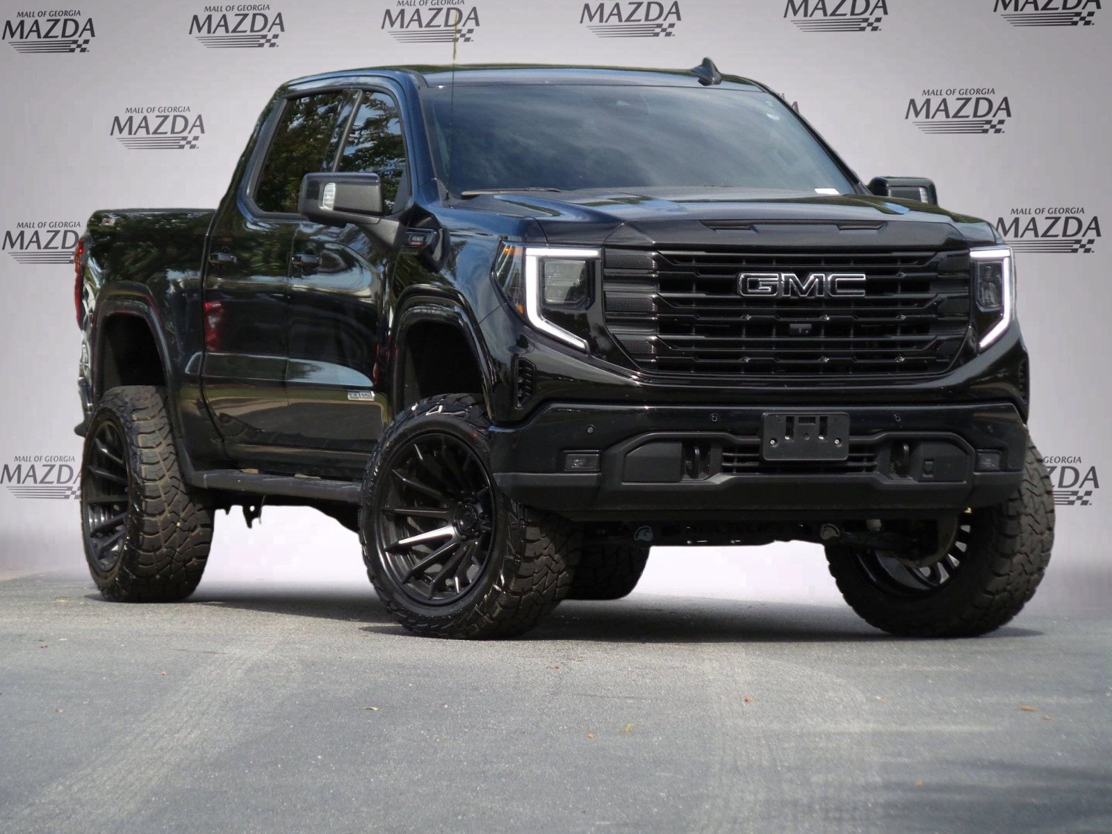Used 2025 GMC Sierra 1500 Elevation w/ Elevation Premium Package video 2