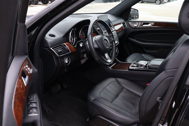 Used 2019 Mercedes-Benz GLS 450 4MATIC image 12