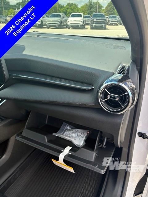 New 2026 Chevrolet Equinox LT w/ Convenience Package II FWD image 30