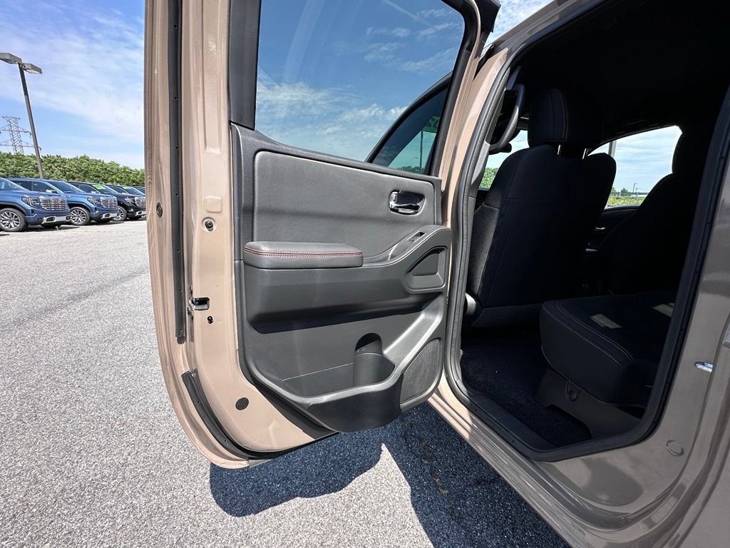 Used 2024 Nissan Frontier PRO-4X w/ Off-Road Protection Package AWD/4WD image 25