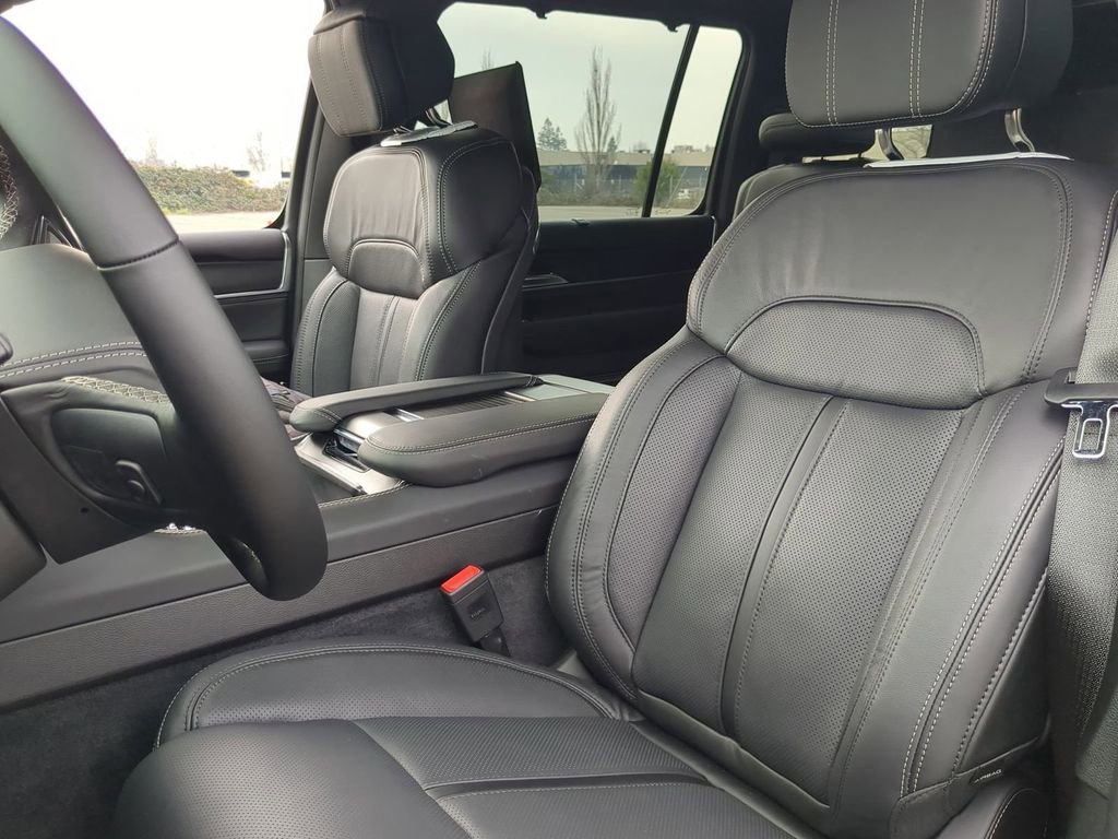New 2026 Jeep Grand Wagoneer Summit w/ Rear Seat Video Group I AWD/4WD image 6