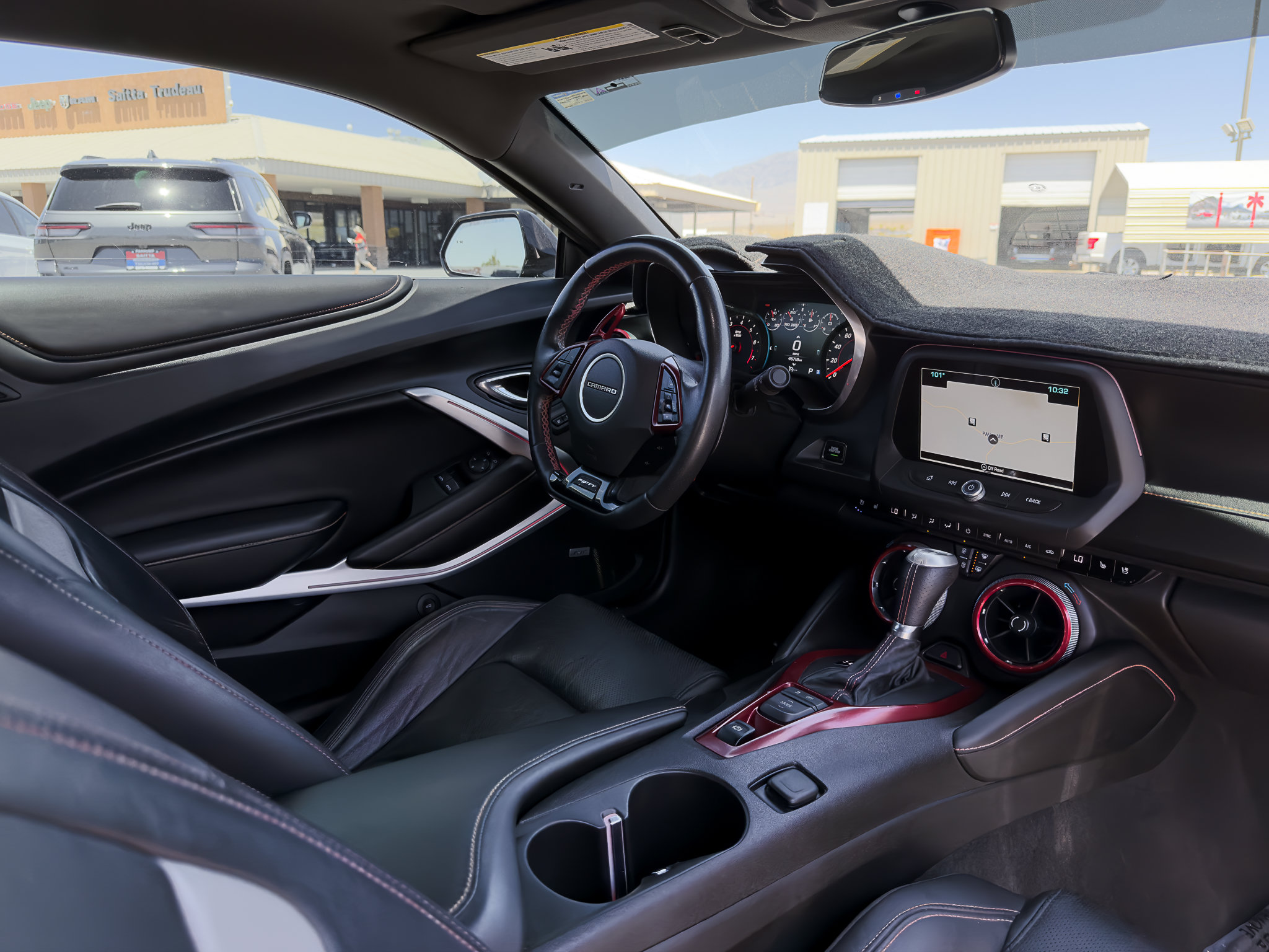 Used 2017 Chevrolet Camaro SS RWD image 9