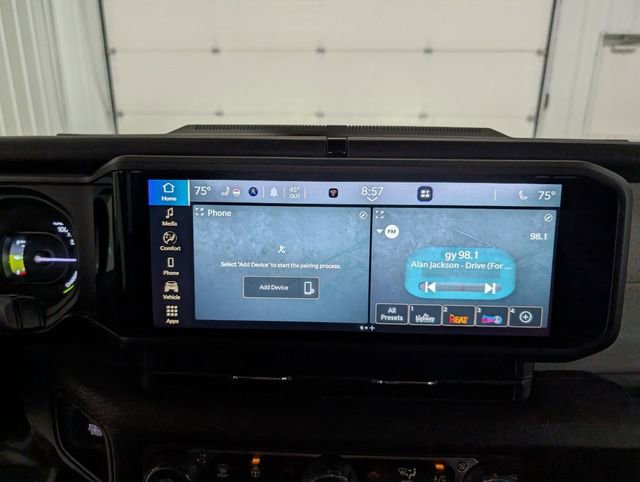 Used 2025 Jeep Wrangler Unlimited Sport S 4xe AWD/4WD image 18