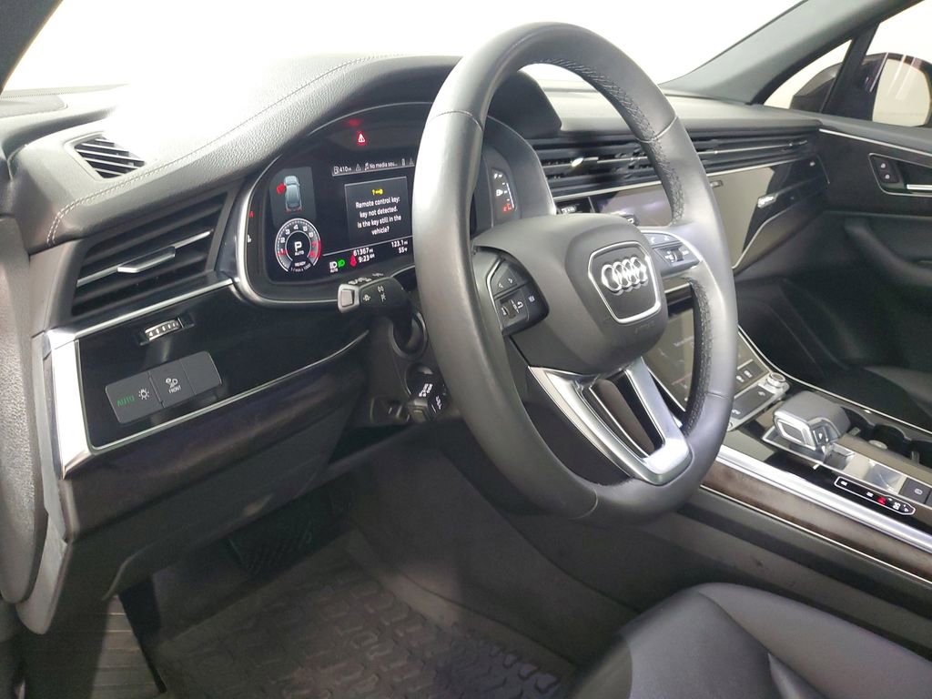 Used 2023 Audi Q7 2.0T Premium w/ Convenience Package image 24