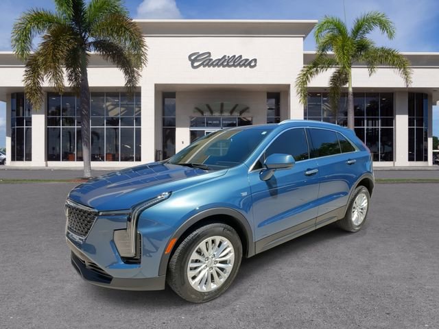 Certified 2024 Cadillac XT4 Luxury image 6
