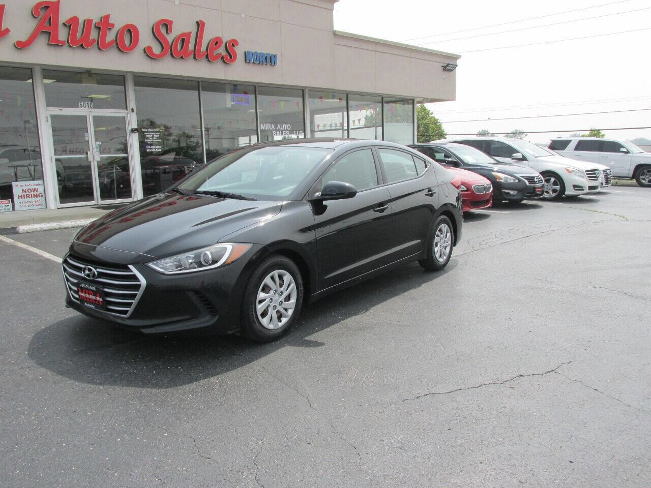 Used 2017 Hyundai Elantra SE image 4