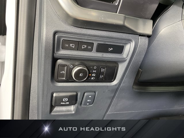 Used 2023 Ford F150 Lariat w/ Equipment Group 502A High AWD/4WD image 25