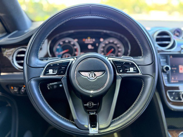 Used 2018 Bentley Bentayga AWD/4WD image 20