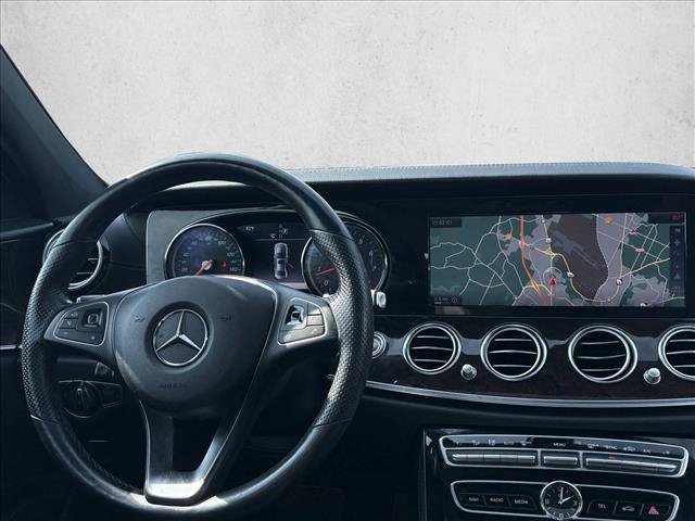 Used 2017 Mercedes-Benz E 300 4MATIC image 19
