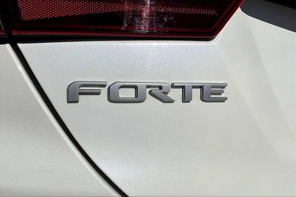 Used 2024 Kia Forte LXS w/ LXS Technology Package image 33