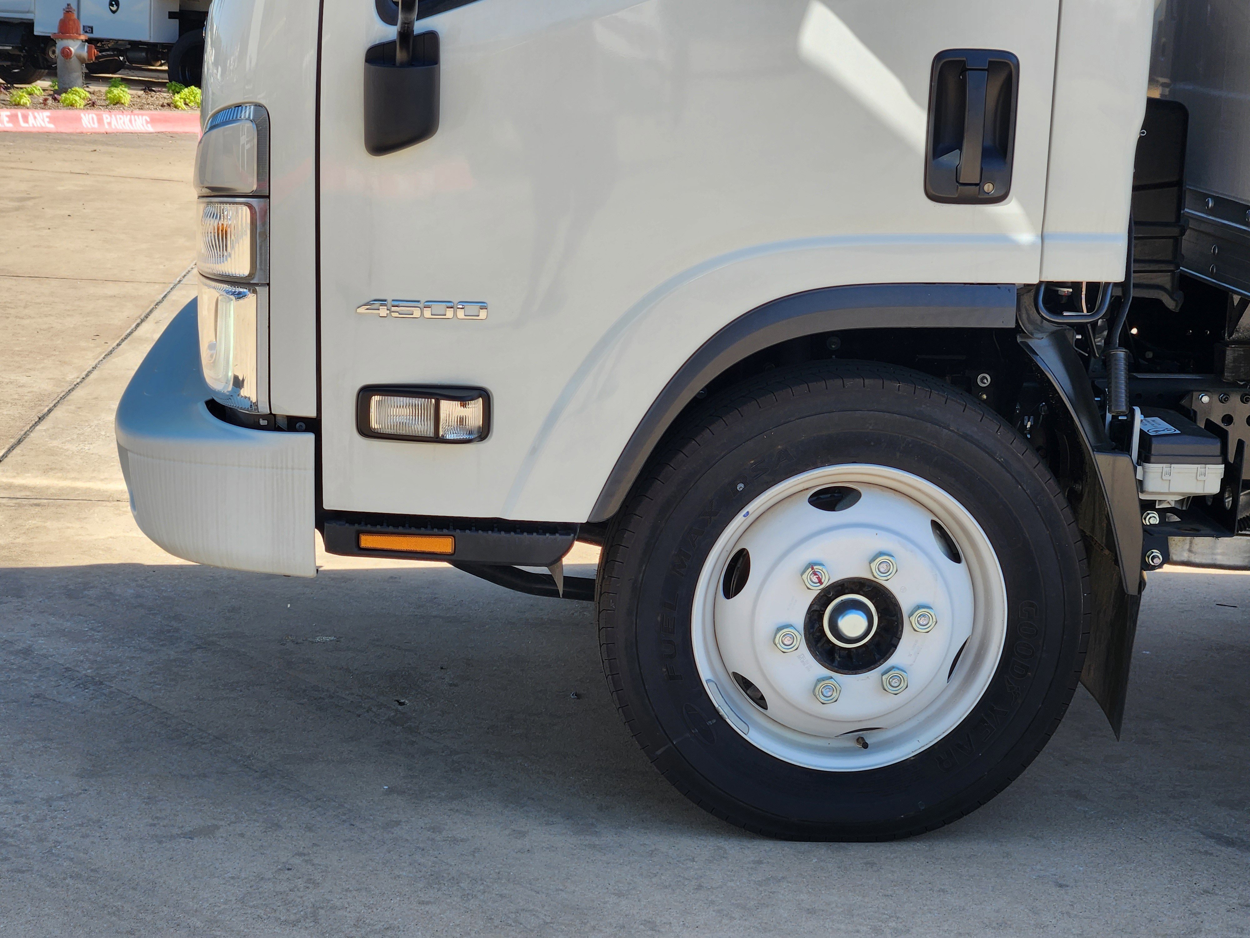 New 2024 Chevrolet Low Cab Forward image 14