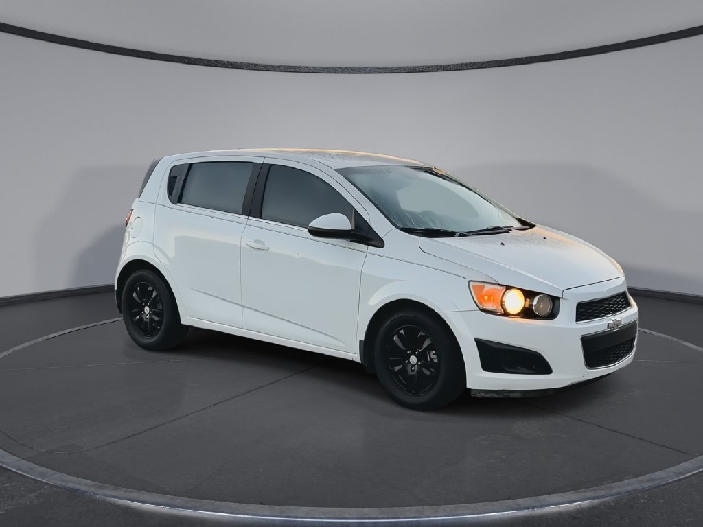 Used 2012 Chevrolet Sonic LT FWD image 2