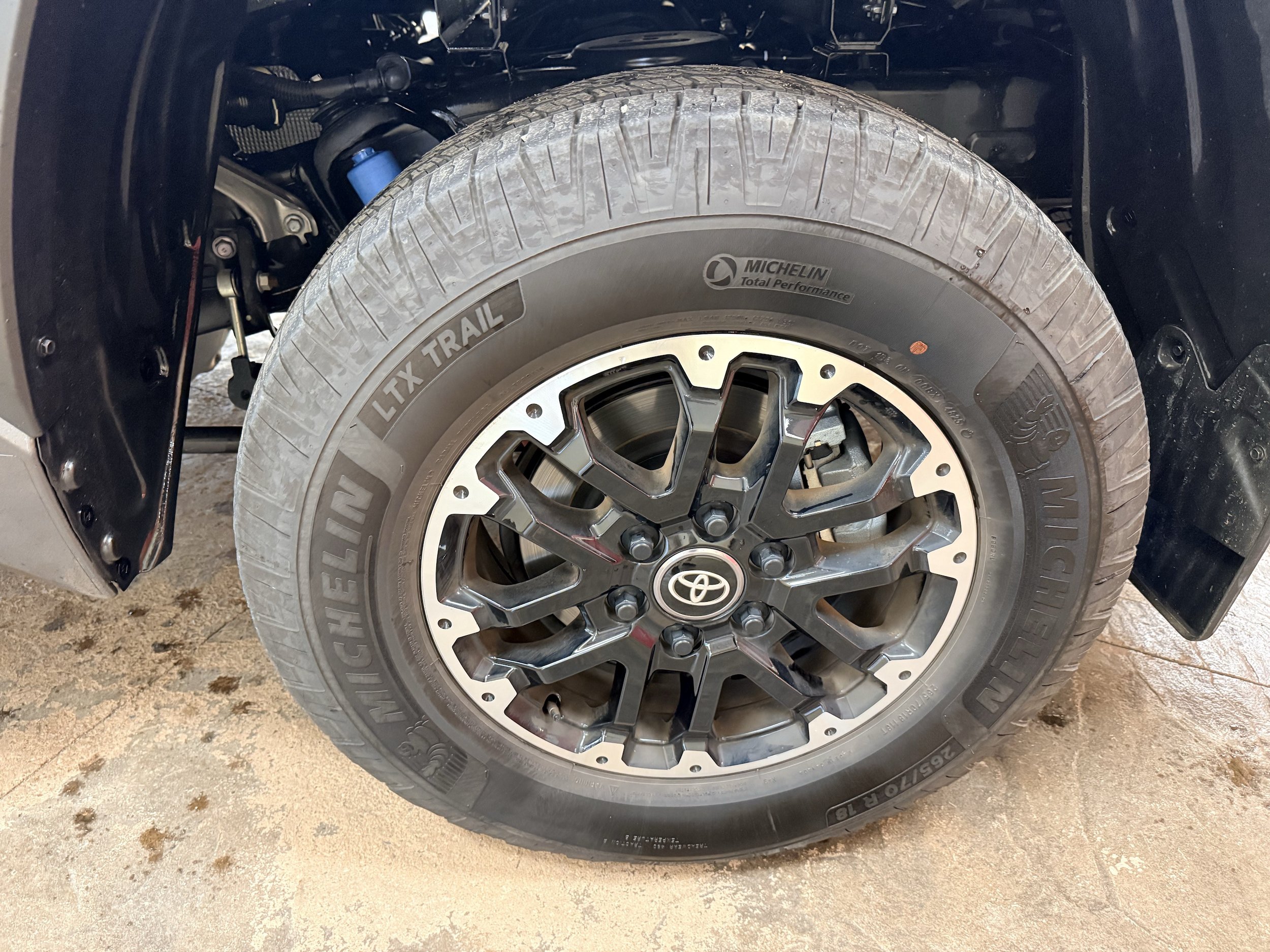 Used 2026 Toyota Tundra SR5 w/ TRD Off-Road Package AWD/4WD image 9