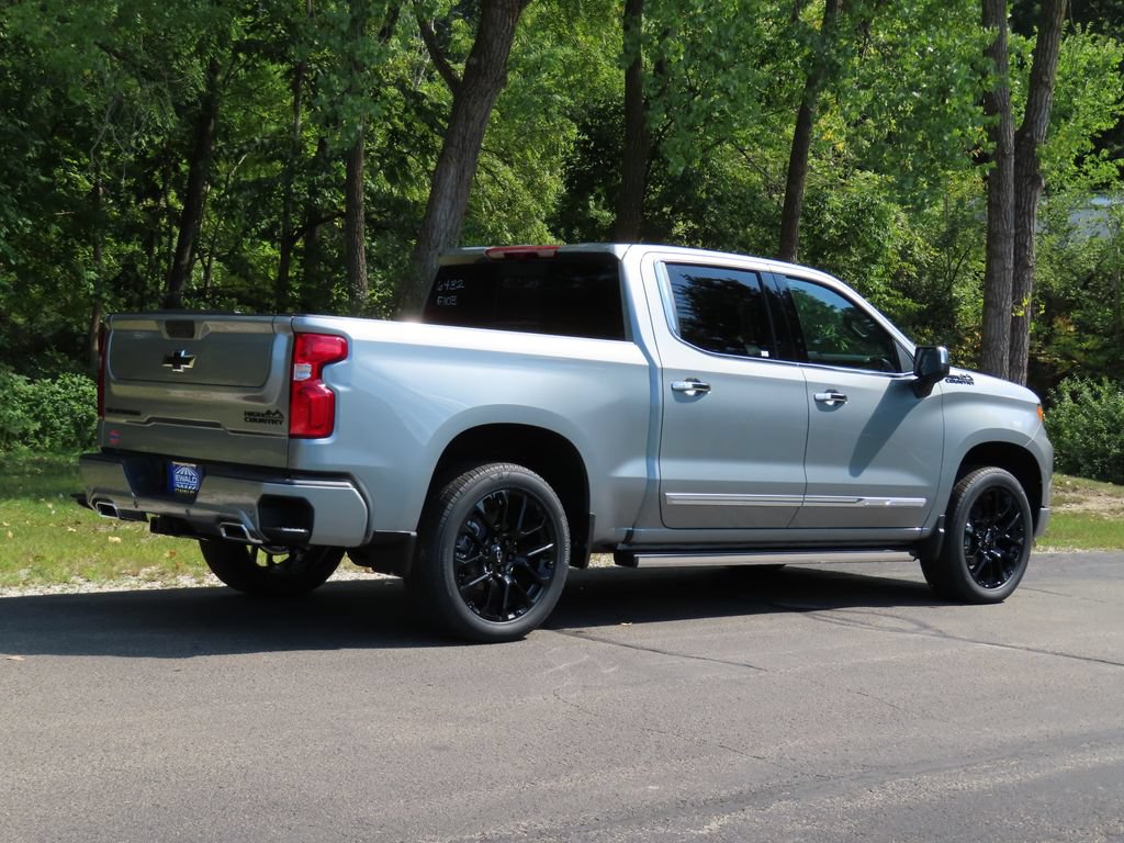 New 2026 Chevrolet Silverado 1500 High Country AWD/4WD image 3