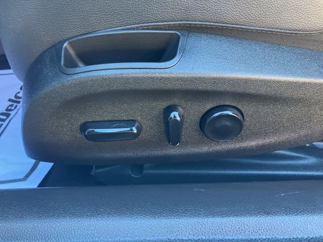 Used 2019 Buick Cascada Premium FWD image 17