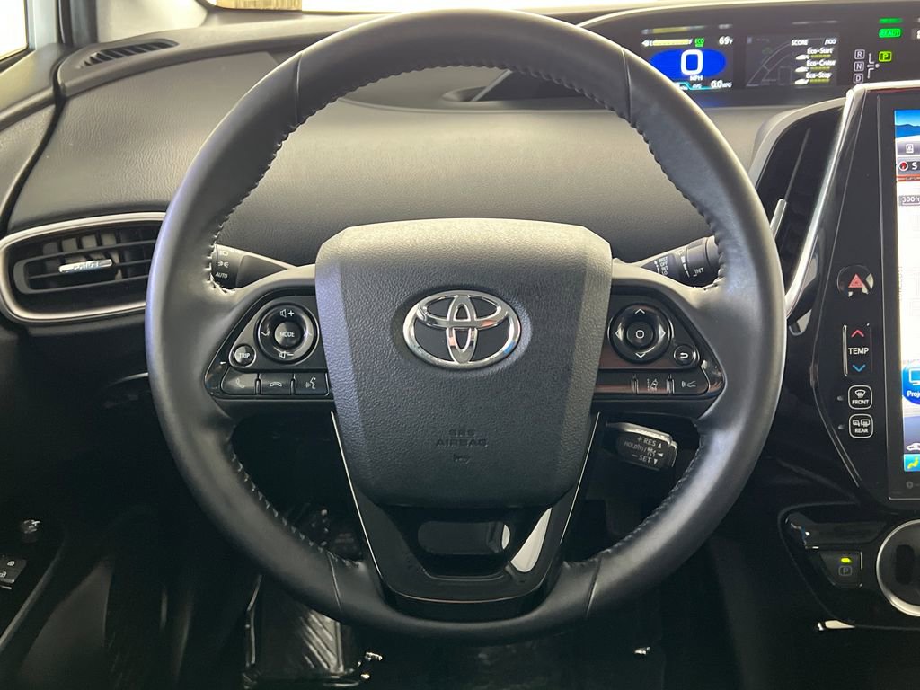 Used 2022 Toyota Prius Prime XLE FWD image 16