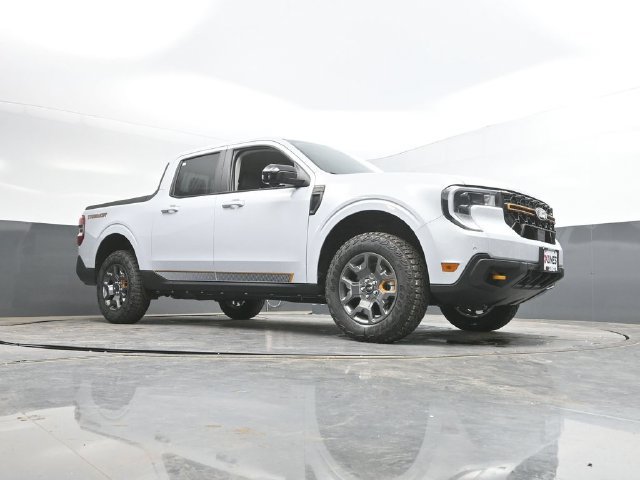 Used 2025 Ford Maverick Tremor AWD/4WD image 48