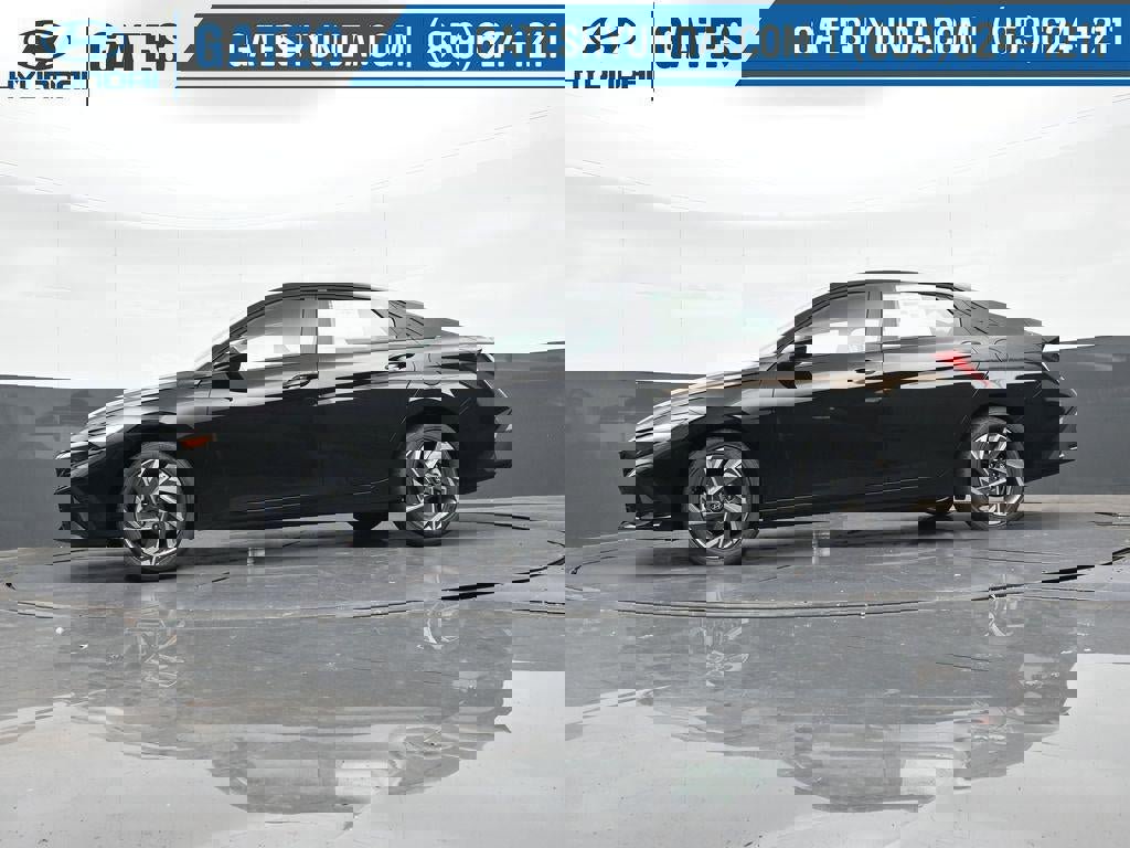 New 2025 Hyundai Elantra Sport image 37