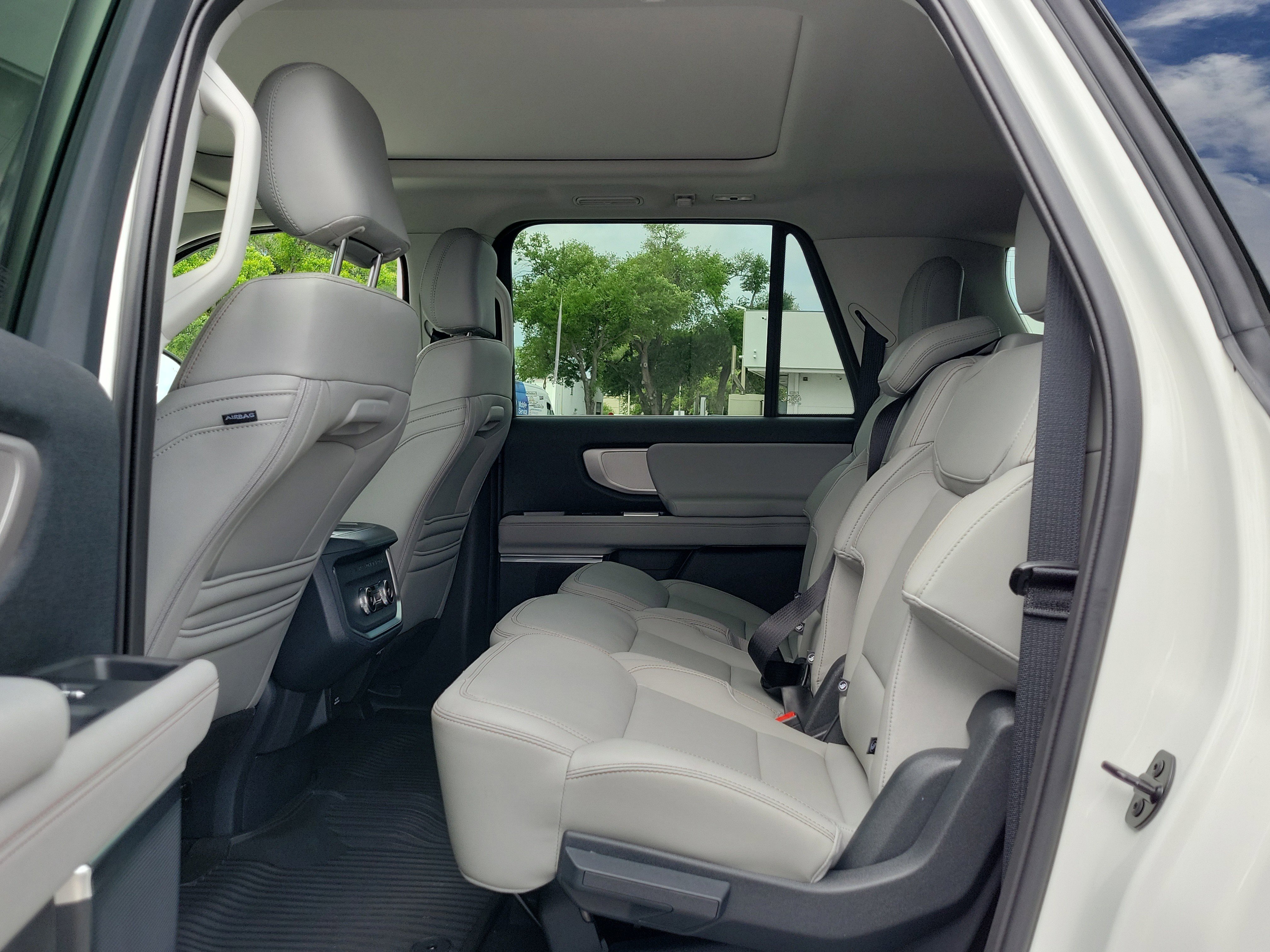 Used 2025 Ford Expedition Max Active image 14