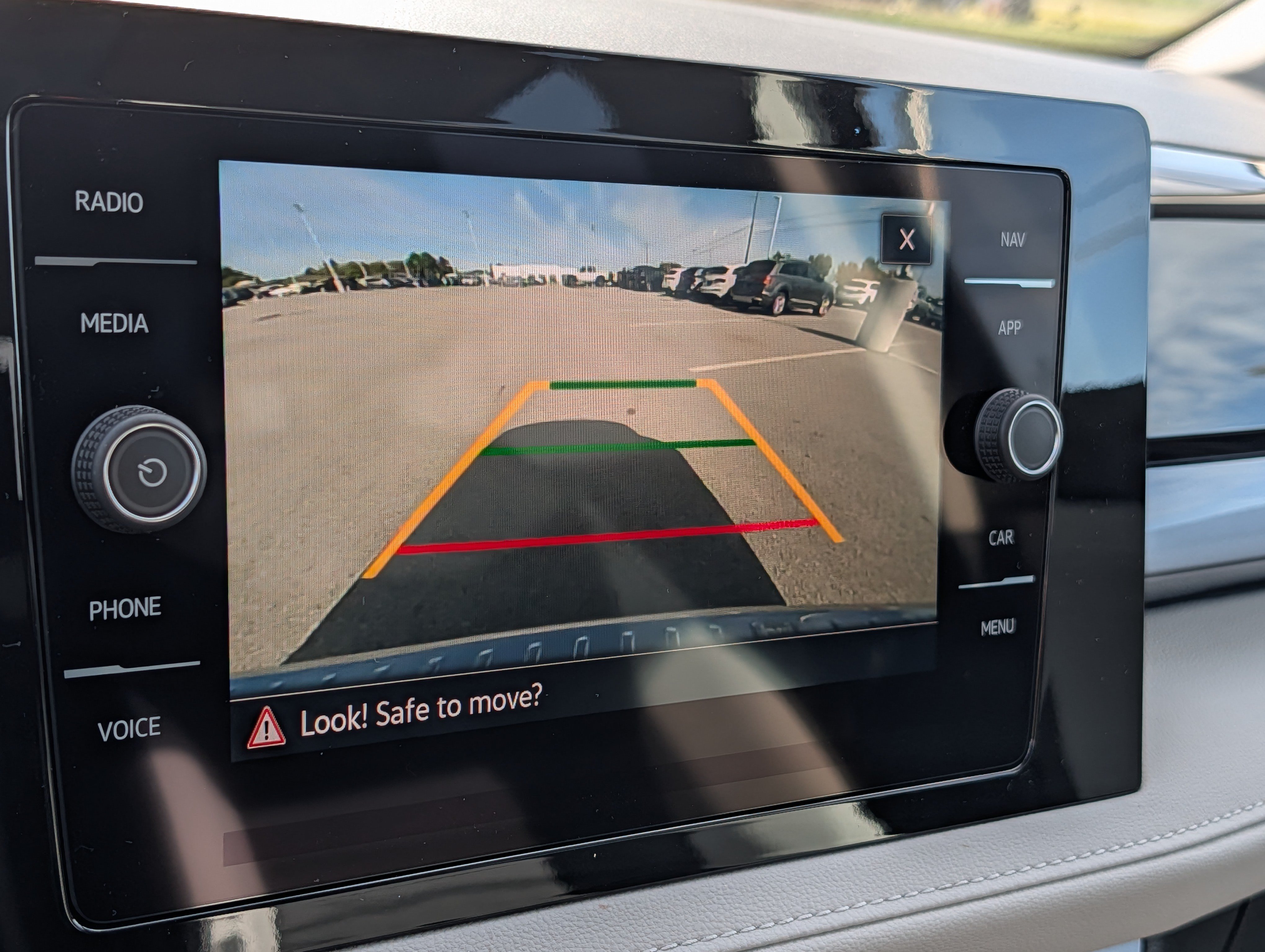New 2027 Volkswagen Taos SEL AWD/4WD image 12