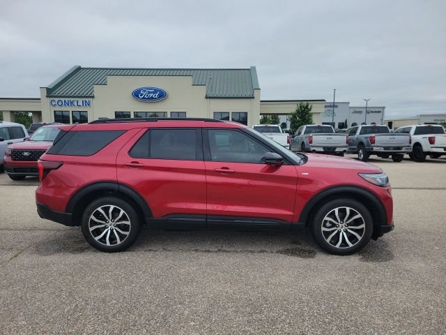 Used 2025 Ford Explorer ST-Line AWD/4WD image 21