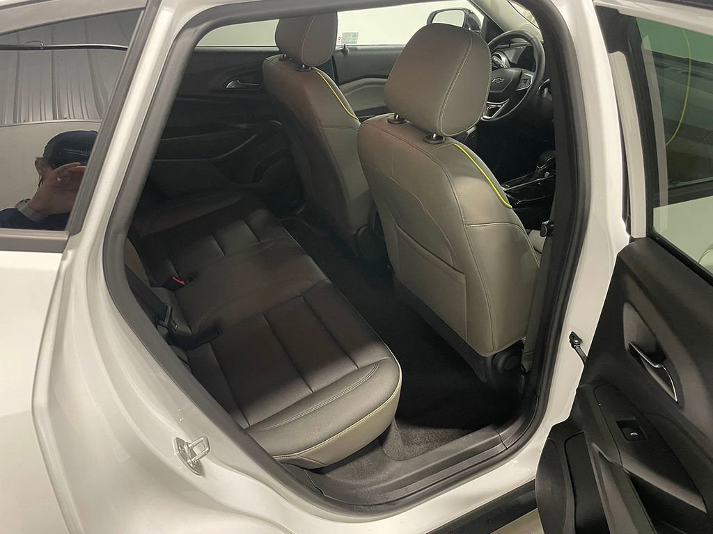 Used 2025 Chevrolet Trax ACTIV image 25