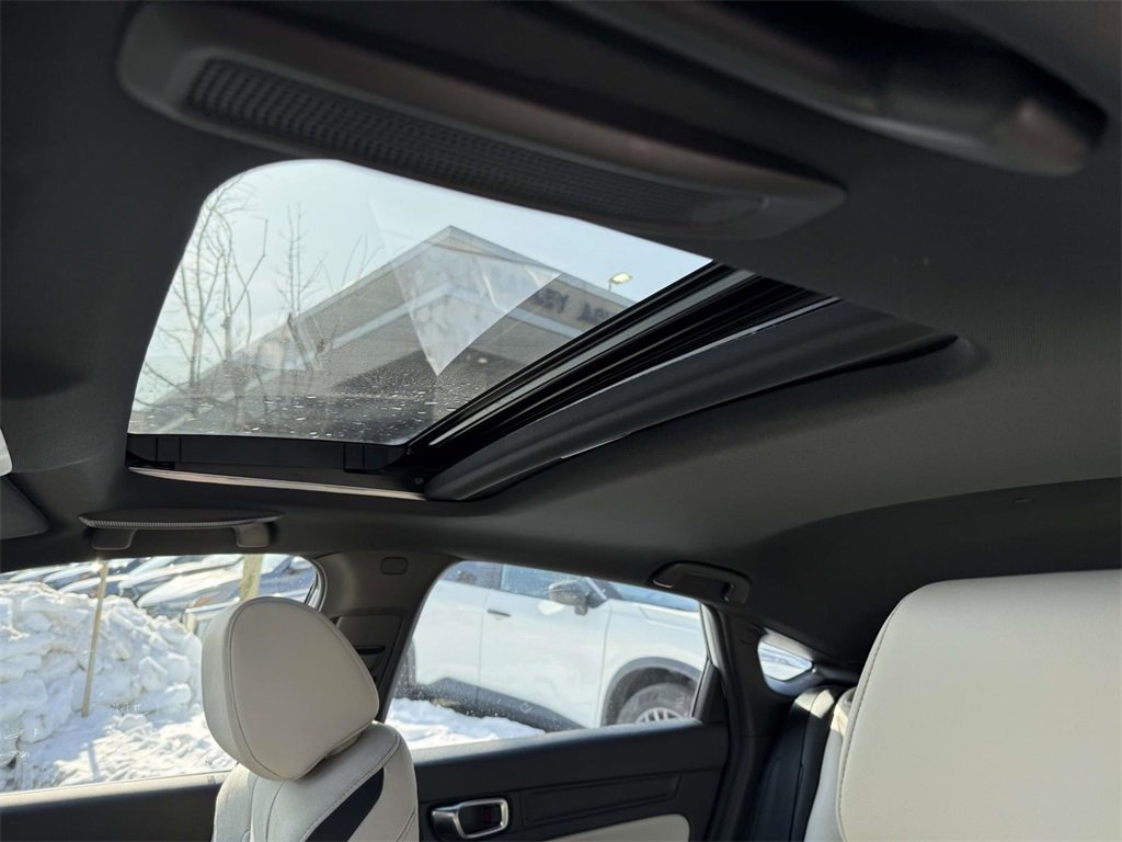 Certified 2025 Acura Integra A-Spec image 29