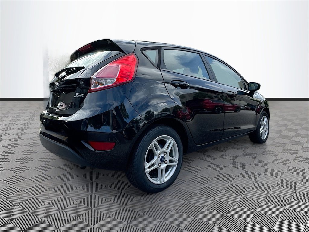 Used 2018 Ford Fiesta SE image 6